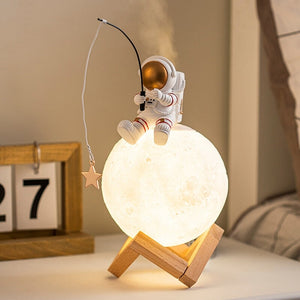 Astronaut Fishing Star on Glowing Moon Humidifier Diffuser Night Light-Enchanted peach