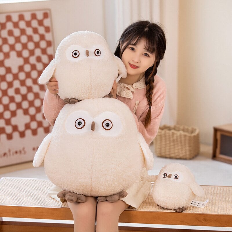 Biege Shocked Chonky Owl Plushie-Enchanted peach