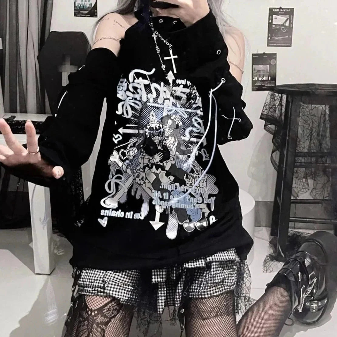 Black Gothic Harajuku Anime Off-Shoulder Long Sleeve Tee-Enchanted peach