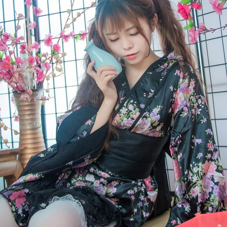 Black Red Japanese Kimono Floral Pattern Short Robe-Enchanted peach