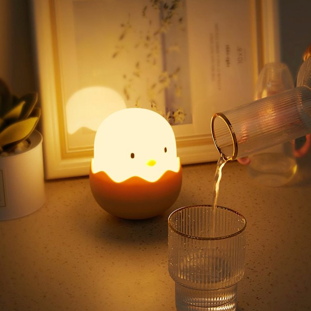 Chick Hatching USB Rechargeable Night Lamp-Enchanted peach