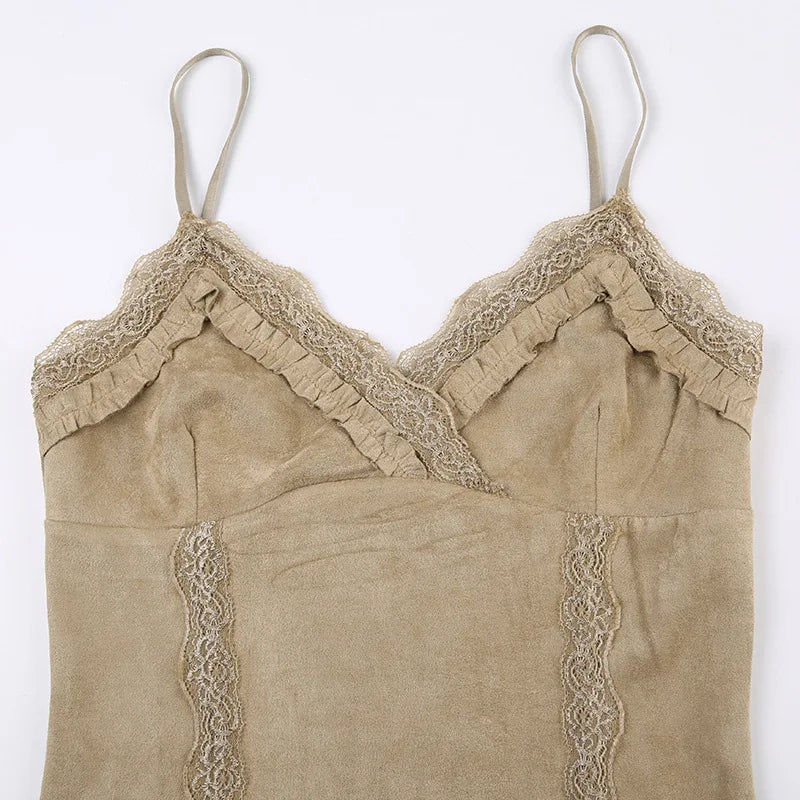 Cute Khaki Lace Spaghetti Vest-Enchanted peach