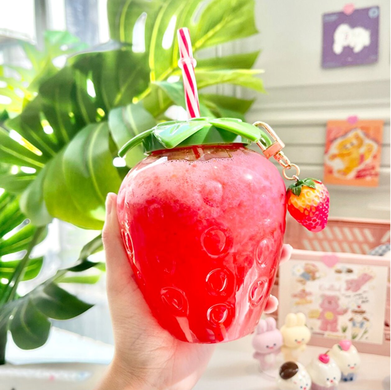 Cute Strawberry Cup with Straw-Enchanted peach