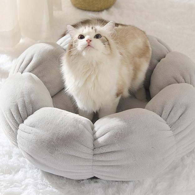 Flower Shaped Cat Bed-Enchanted peach