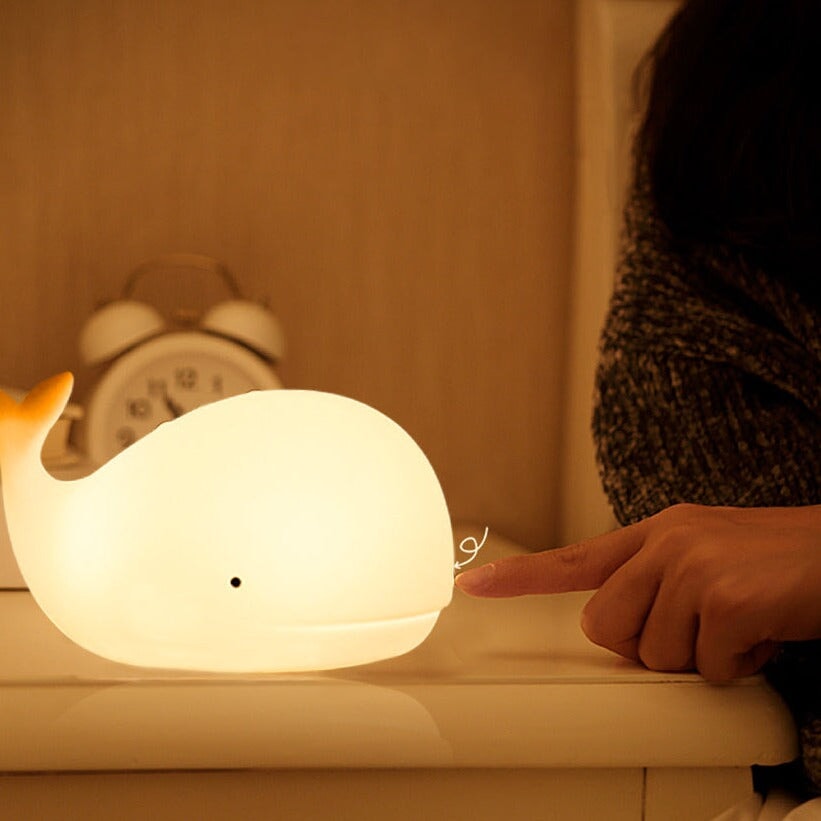 Friendly Kawaii Whale LED Night Light-Enchanted peach