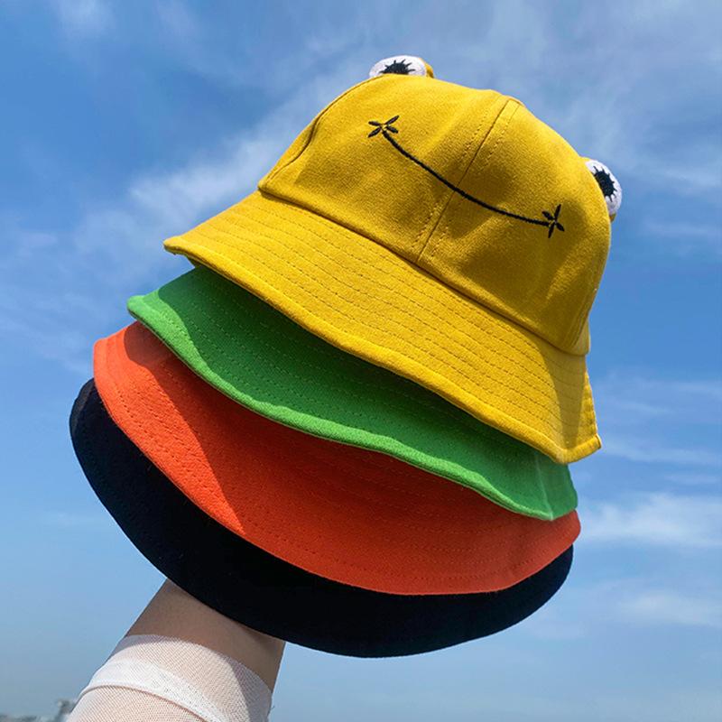 Fun Frog Bucket Hat-Enchanted peach