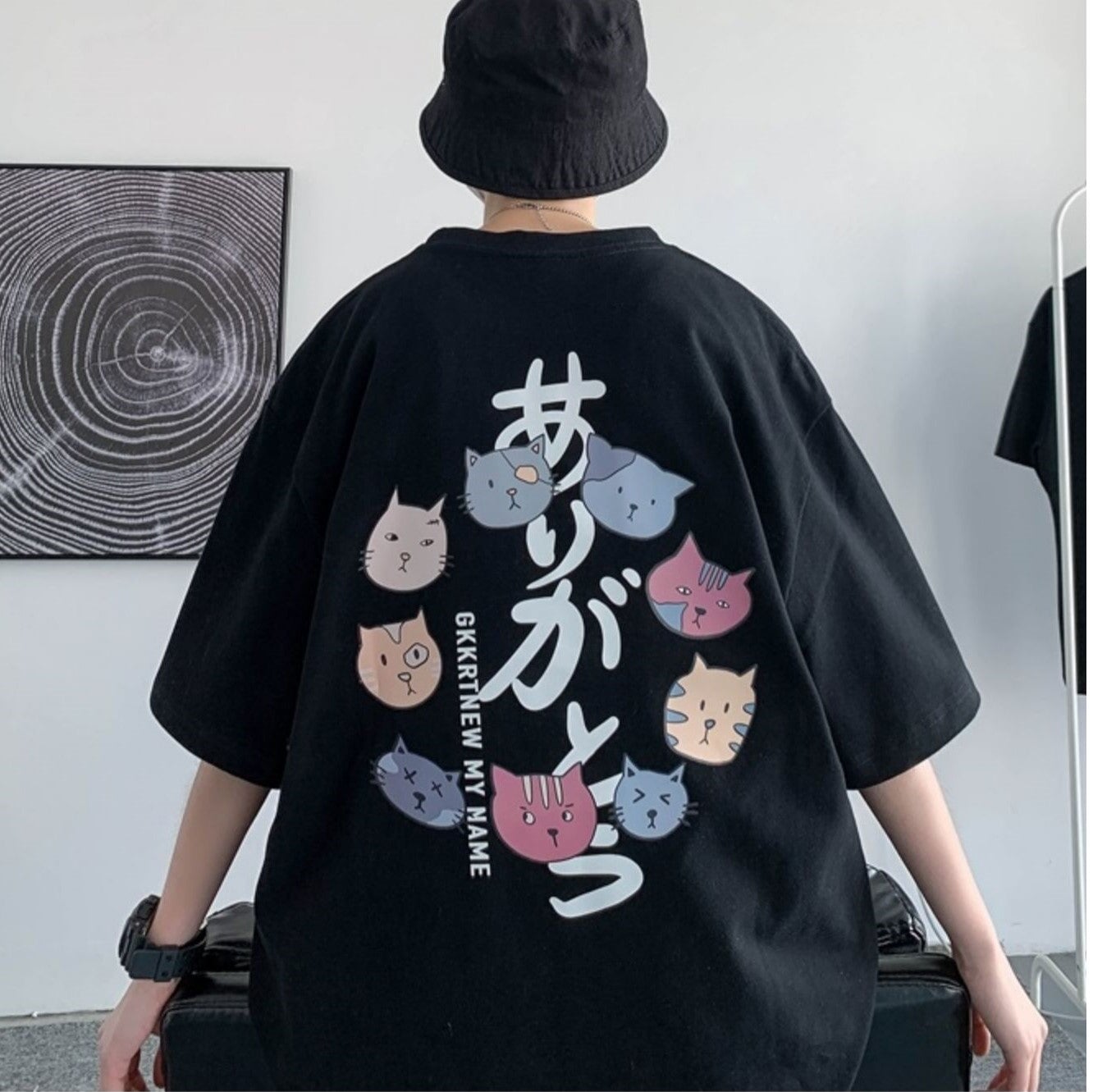 Harajuku Circle of Cats Part-Cotton Unisex Tee-Enchanted peach