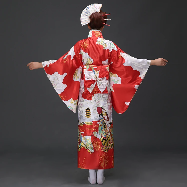 Long Traditional Japanese-themed Cloudy Women's Kimono-Enchanted peach