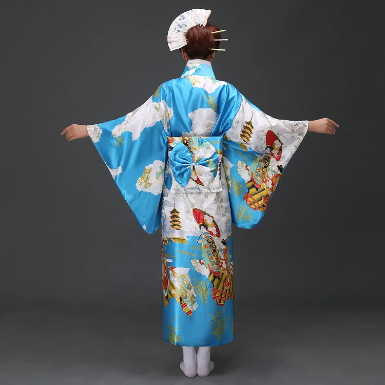 Long Traditional Japanese-themed Cloudy Women's Kimono-Enchanted peach