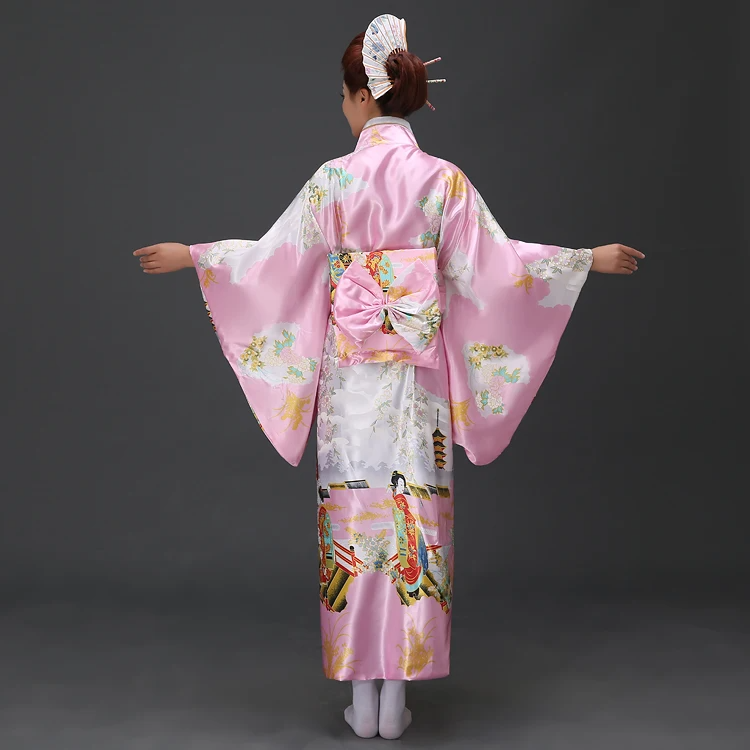 Long Traditional Japanese-themed Cloudy Women's Kimono-Enchanted peach