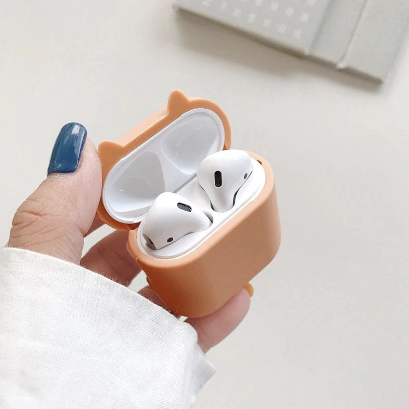 Shiba Inu Airpods Case (1&2&Pro)-Enchanted peach